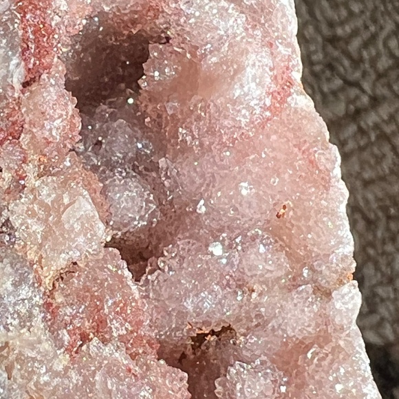 Pink amethyst, agate specimen with acrylic stand (b) | crystal - Picture 3 of 10